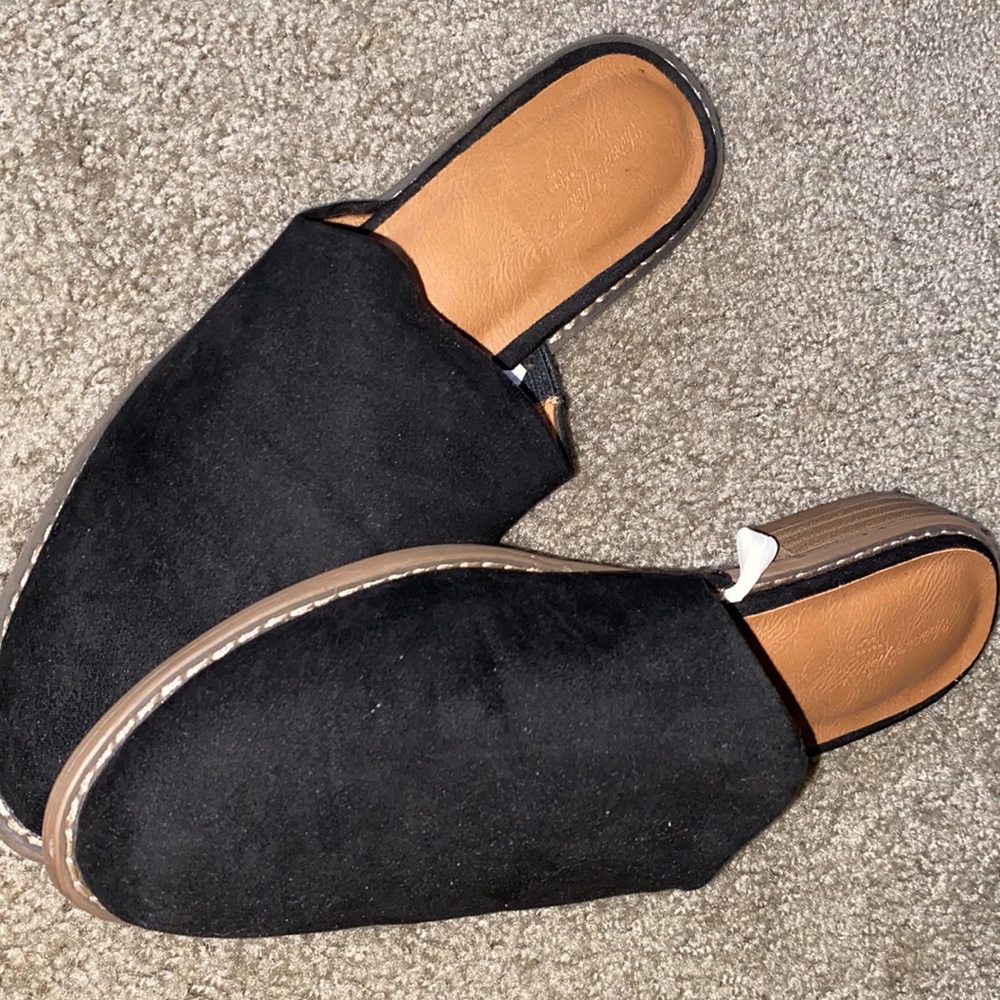 Casual, comfy mules